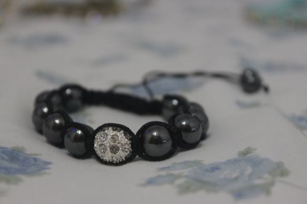 Shamballa preta
